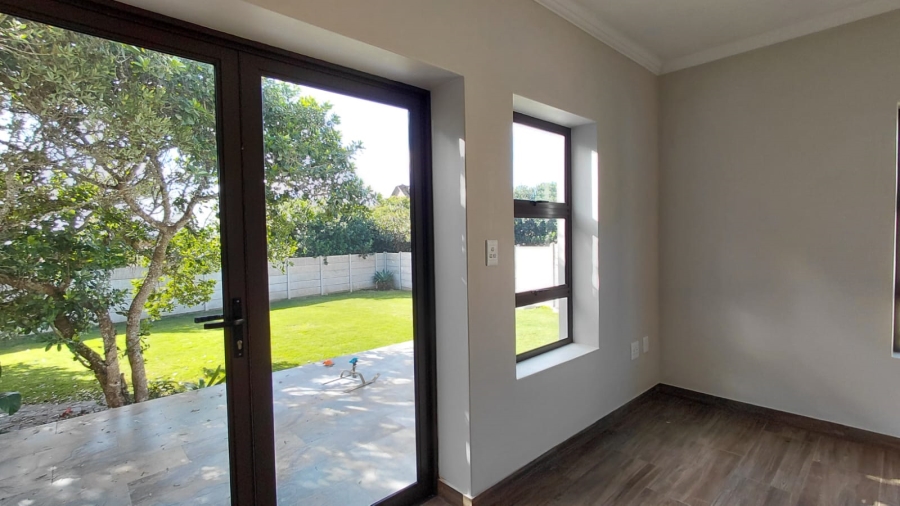 4 Bedroom Property for Sale in Stilbaai Wes Western Cape